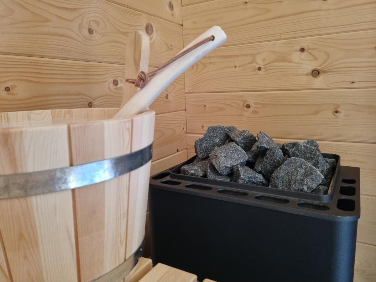 Chalet Met Sauna En Airconditioning Sint-Annaland Exterior foto